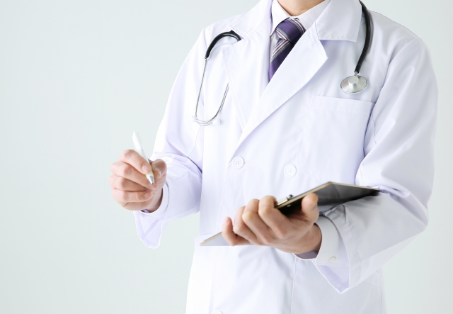 精液が透明？原因と妊娠率への影響や改善方法について解説